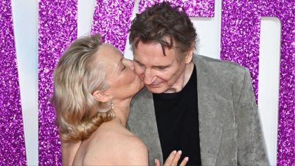 Pamela Anderson i Liam Neeson