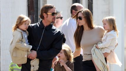 Angelina Jolie i Brad Pitt s djecom
