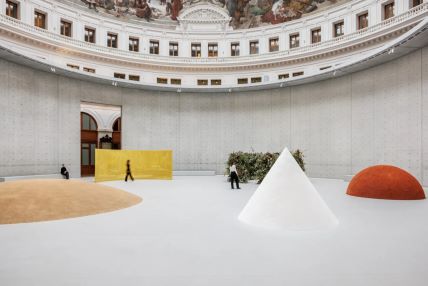 Bourse de Commerce Pariz izložba Minimal