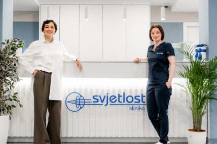 Doris Dragović i dr. Doria Gabrić 1.jpg