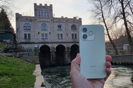 Honor 600 Lite (2).jpg