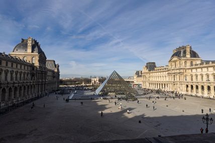 Louvre Pariz