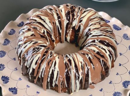 Kuglof s tri čokolade1.bmp