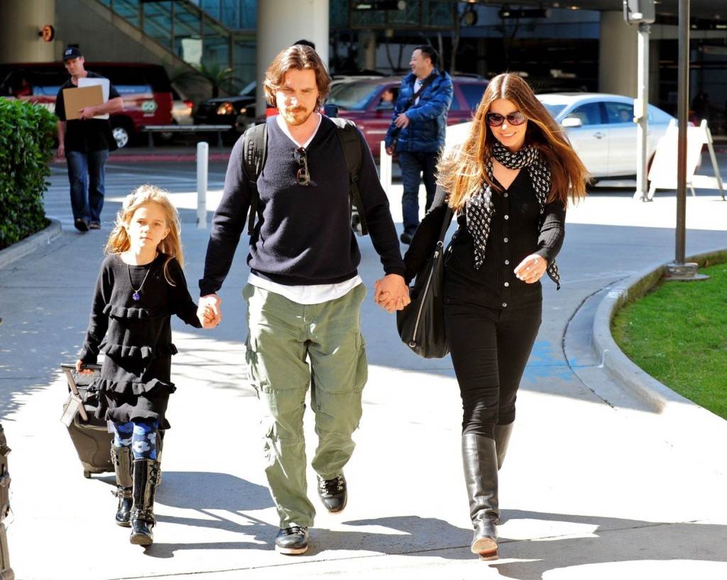 Christian Bale se zbog supruge Sandre Sibi Blažević posvađao s majkom