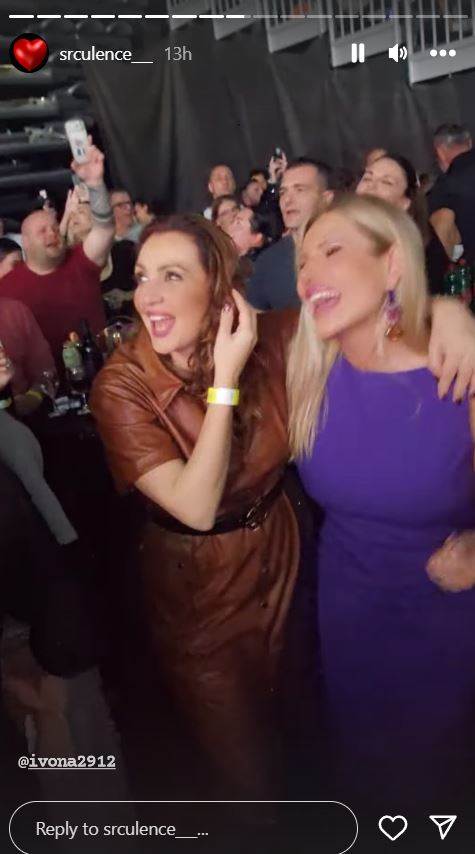 Iva Todorić na koncertu Dine Merlina