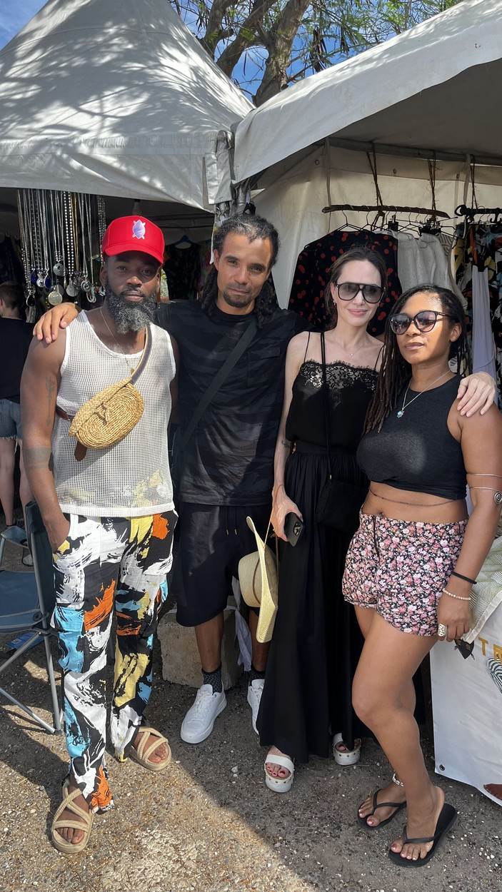 Angelina Jolie i Akala navodno su u vezi