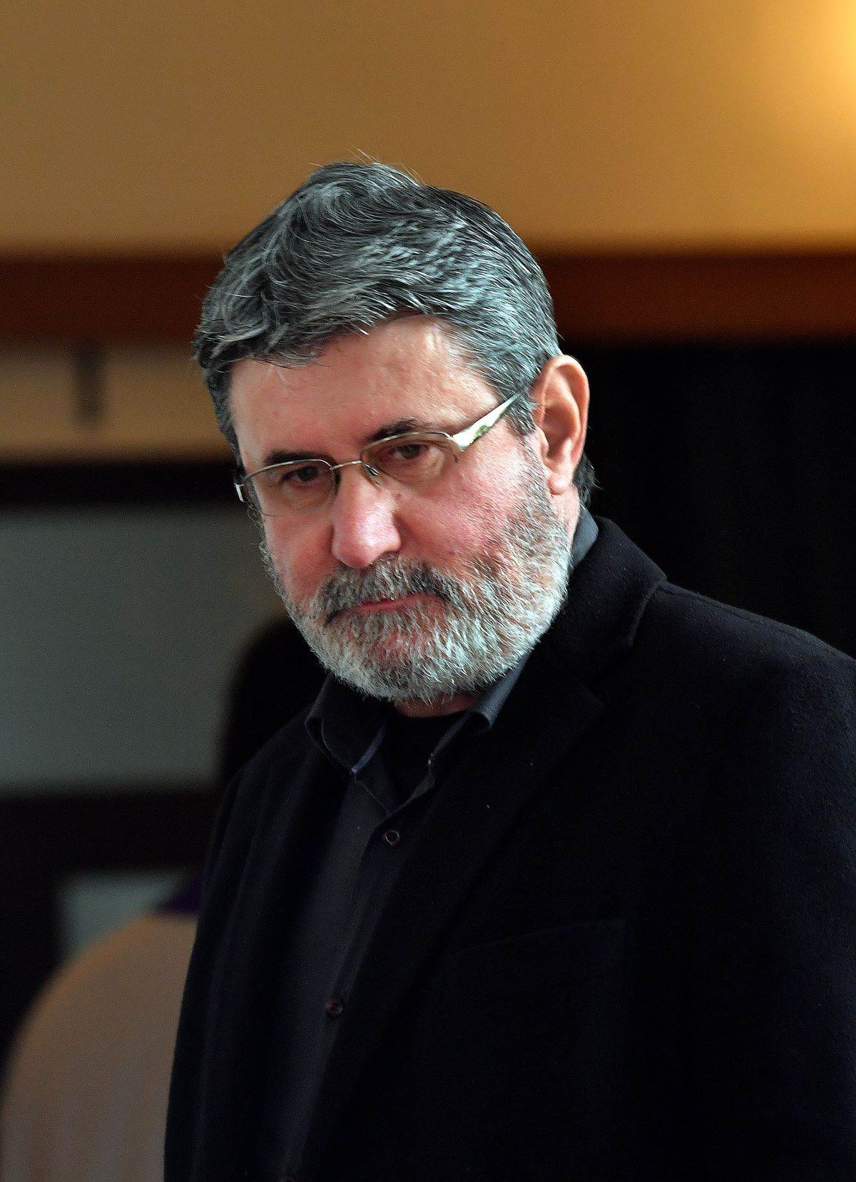 popovic pogreb5.jpg