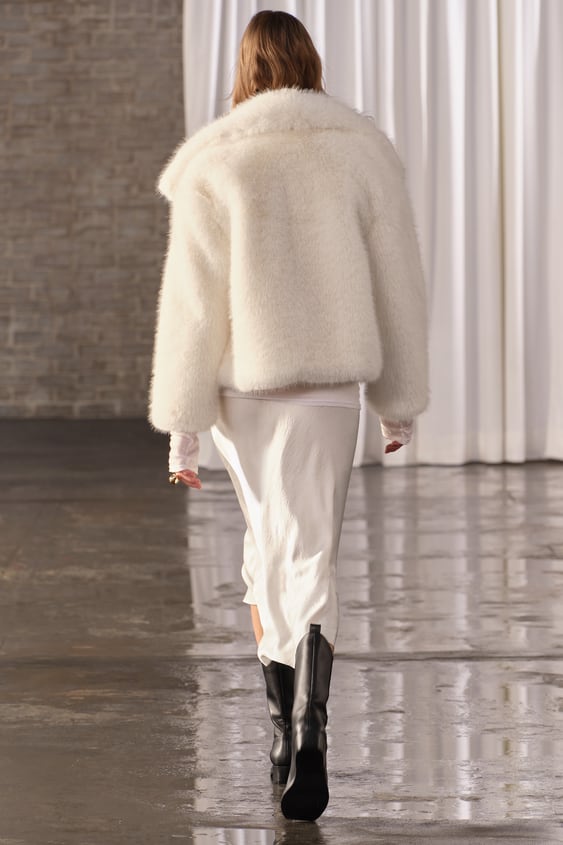 Bijela bundica iz Zare