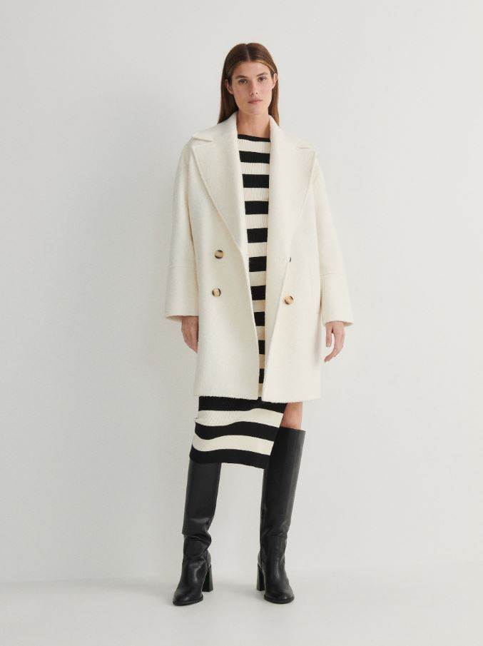 Kaput s dvostrukim kopčanjem/ Reserved/ 79,99 EUR