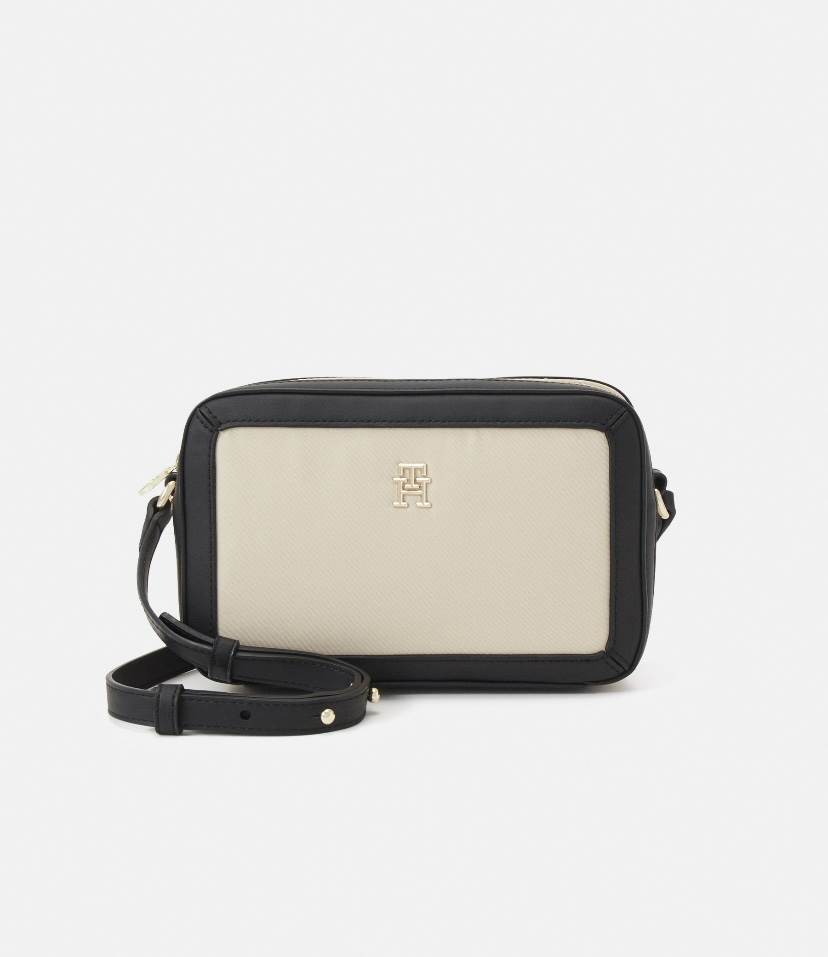 Tommy Hilfiger torba.