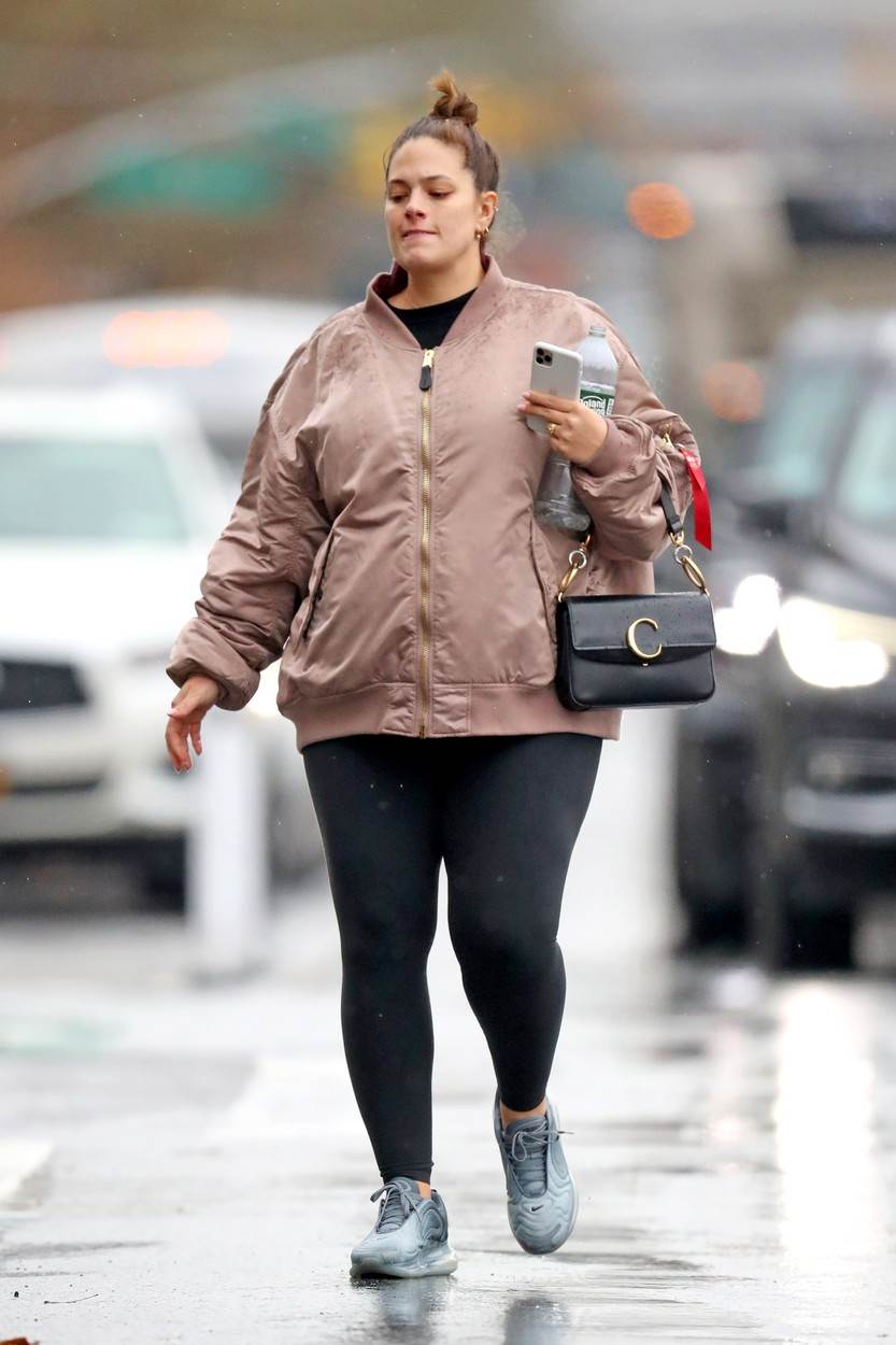 Ashley Graham bez Photoshopa