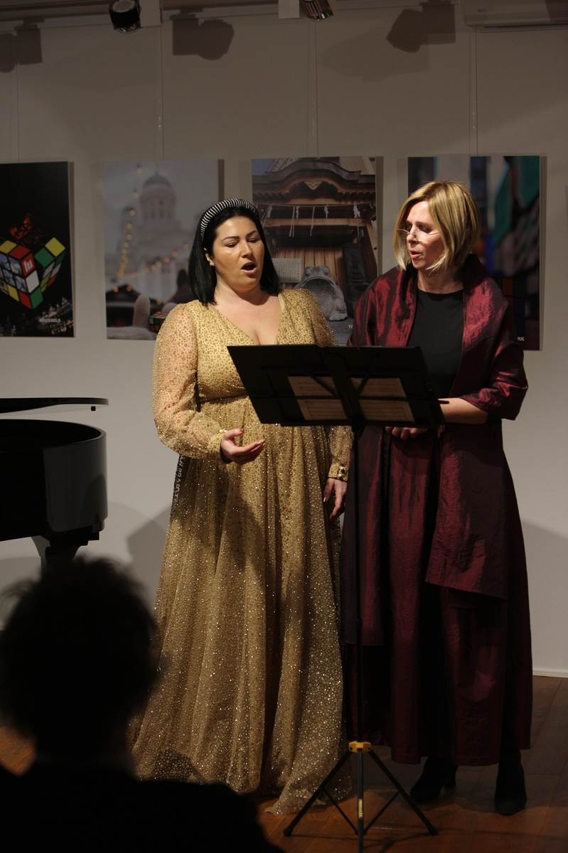 15 Nataþa Antoniazzo i Arijana Giglijani Philipp.jpg