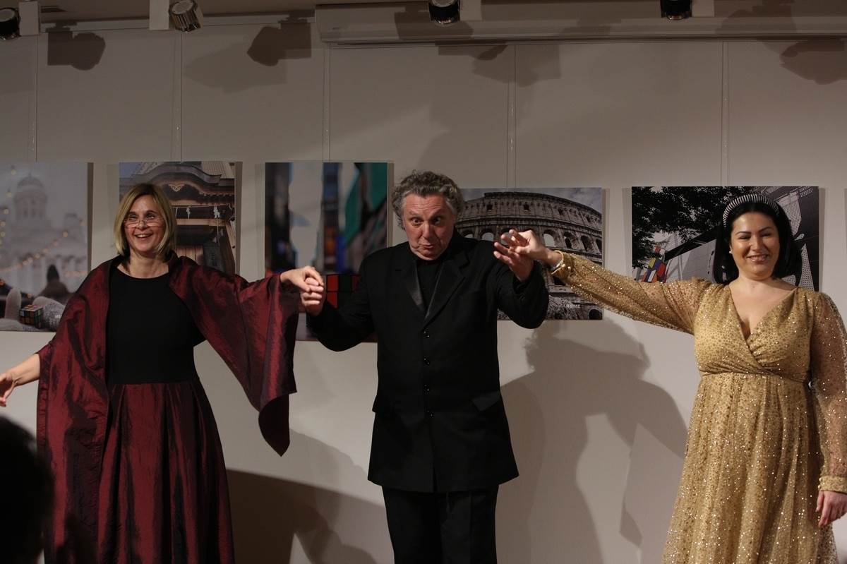 20 Nataþa Antoniazzo, Arijana Giglijani Philipp i Miljenko Ðuran.jpg