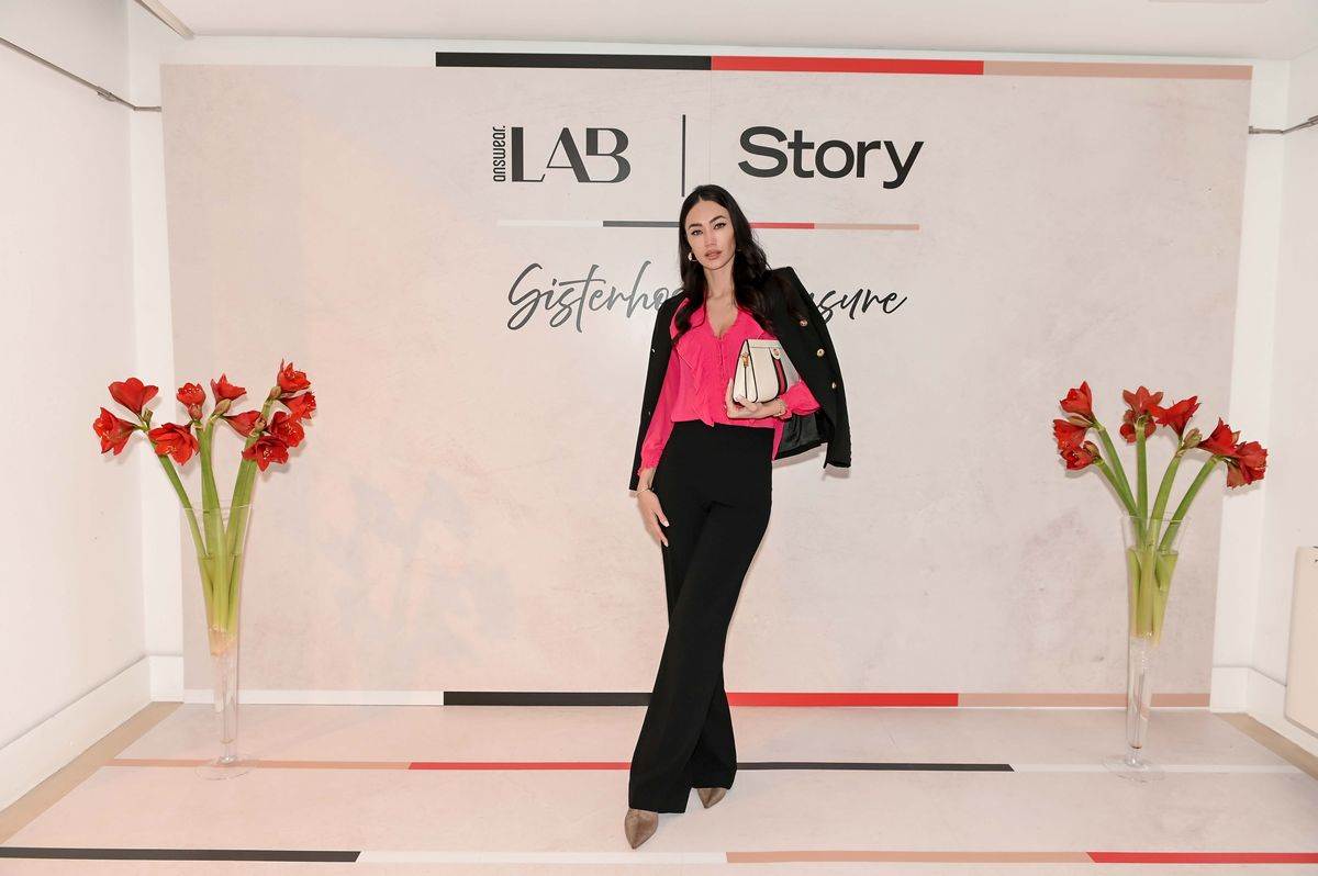 Story x Answer - web__RG (61).JPG