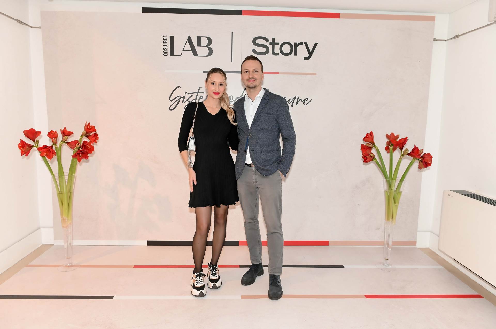 Story x Answer - web__RG (74).JPG