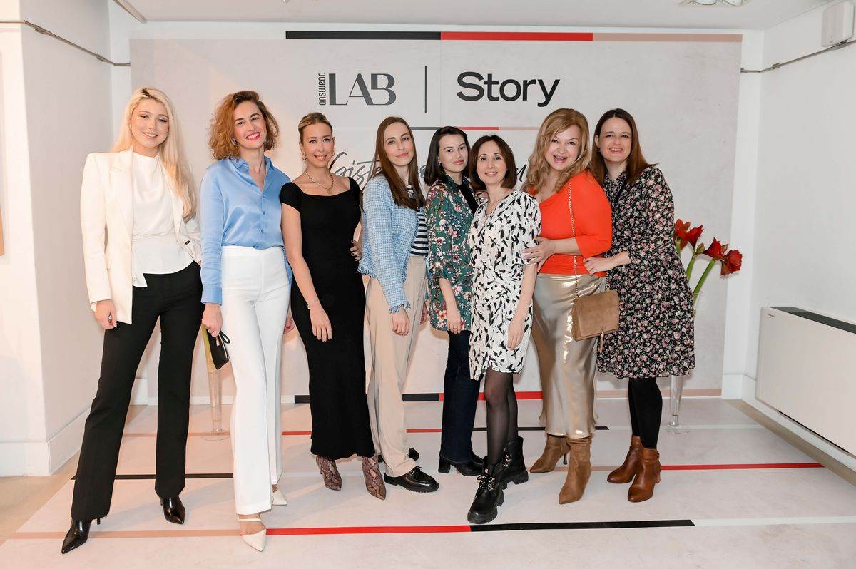 Anja Alavanja Viljevac s prelijepom sestrom Larom Alavanjom