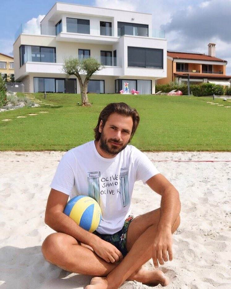 Vila Stjepan Hauser