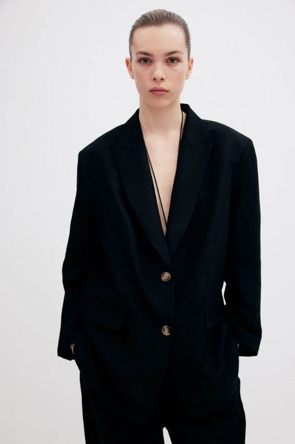 Oversized linen-blend blazer/ H&M/ 49,99 EUR