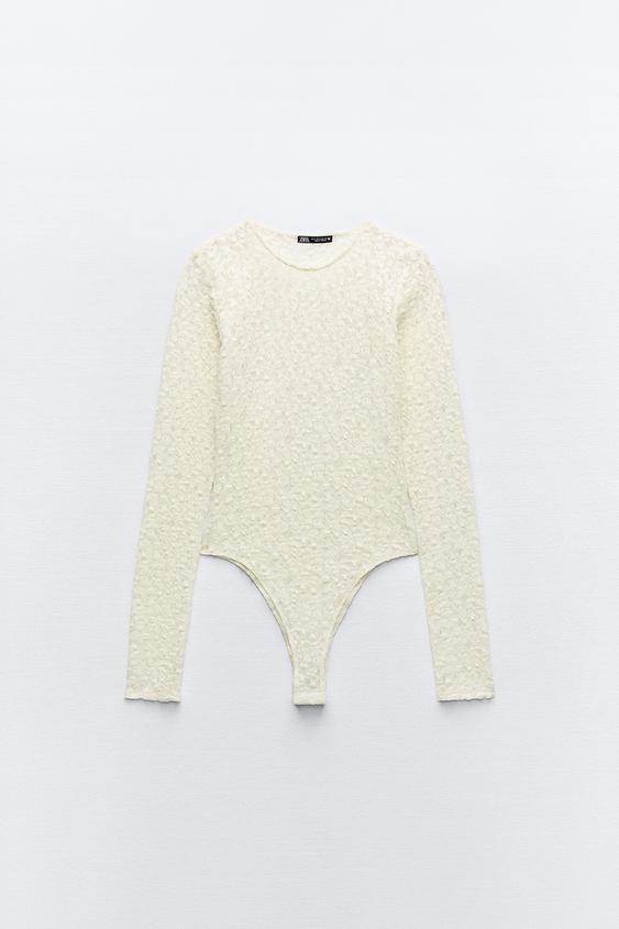 Čipkasti komadi iz Zare