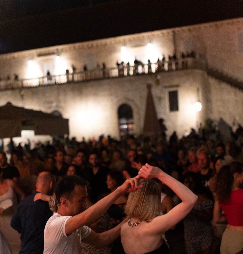 HVAR SALSA 943-mala-.jpg