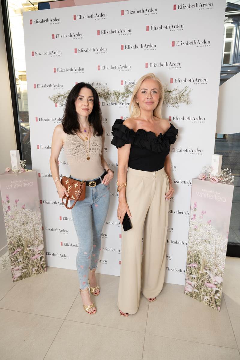 Zora Bjelousov i Danijela Arbutina.jpg