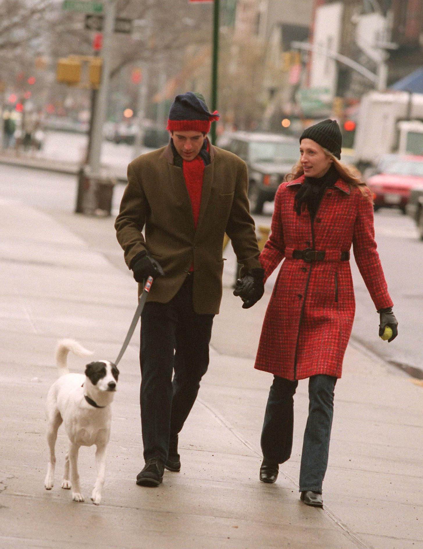 JOHN F KENNEDY JR, CAROLYN BESSETTE