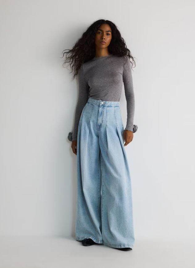 Wide leg traperice s naborima/ Reserved/ 32,99 EUR