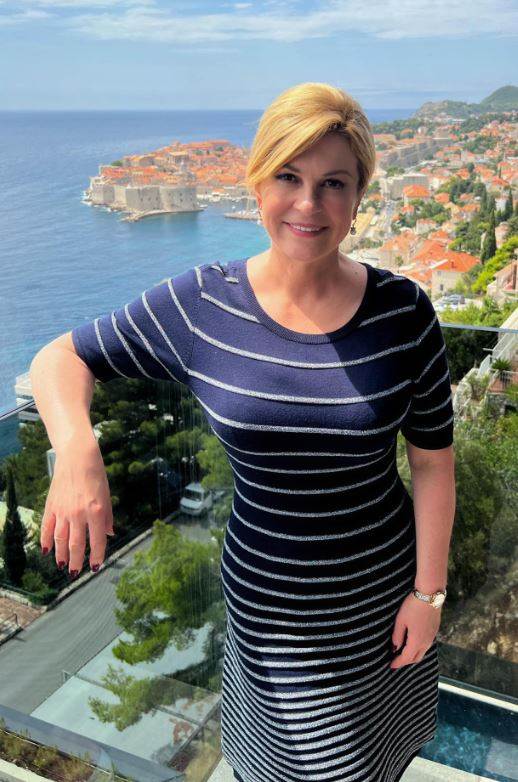 Kolinda Grabar-Kitarović često ističe nikad vitkiji struk