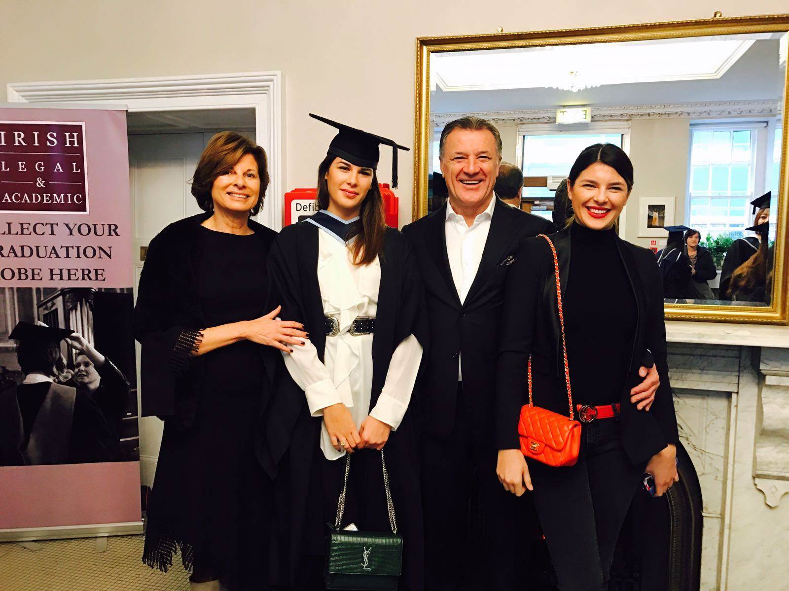 Zdravko Mamić sa suprugom Marinom i kćerima Ivom i Lucijom