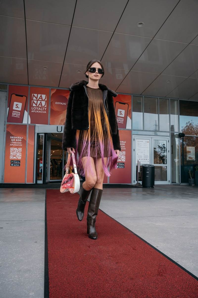 Modna revija na tračnicama18.jpg