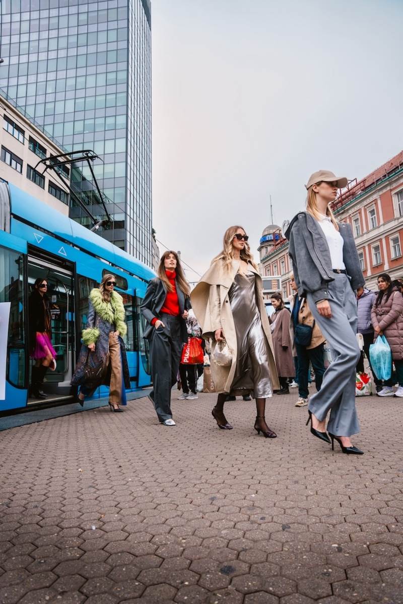 Modna revija na tračnicama20.jpg