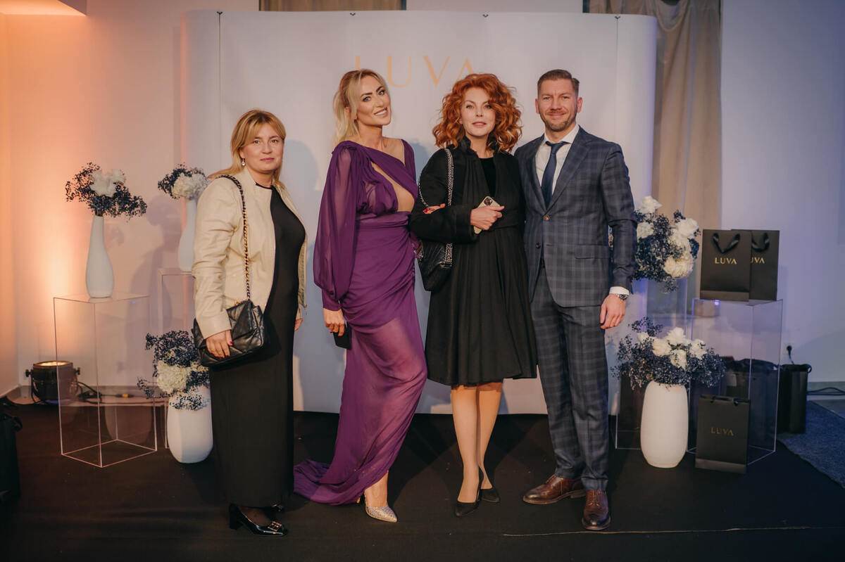 Ivana Tomljenović, Ana Karamarko, Ivan Jelaska.jpg