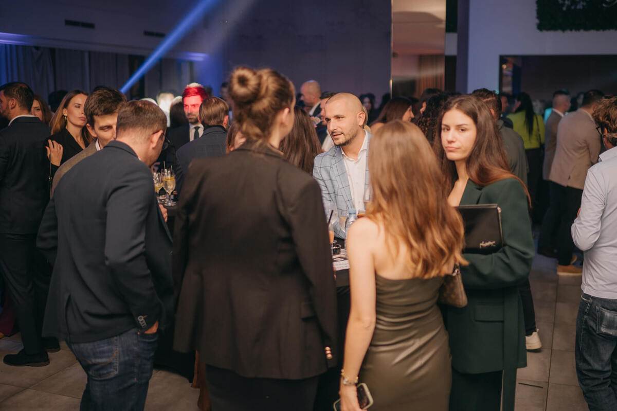 luva_party (338 of 415).jpg