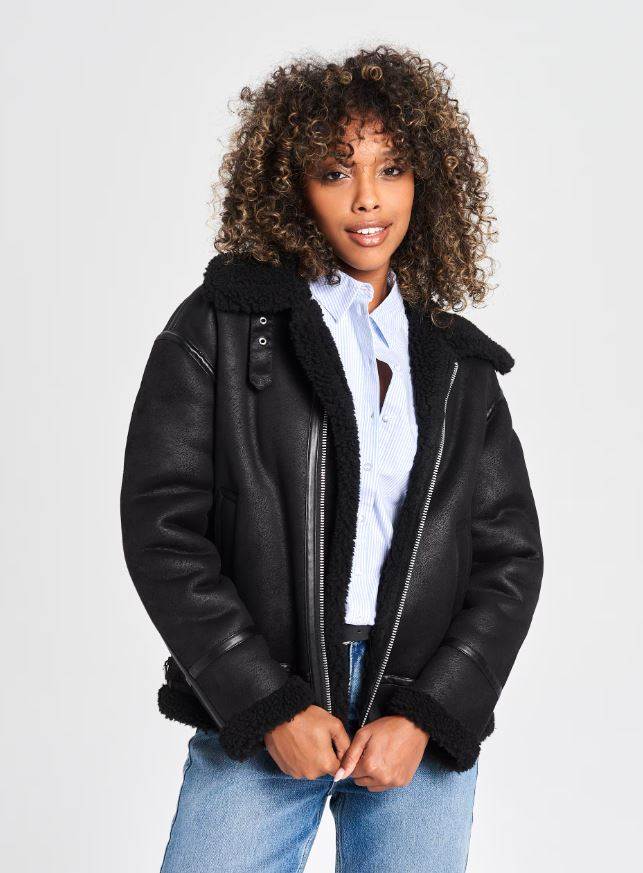 Jakna s umjetnim krznom/ Sinsay/ 35,99 EUR