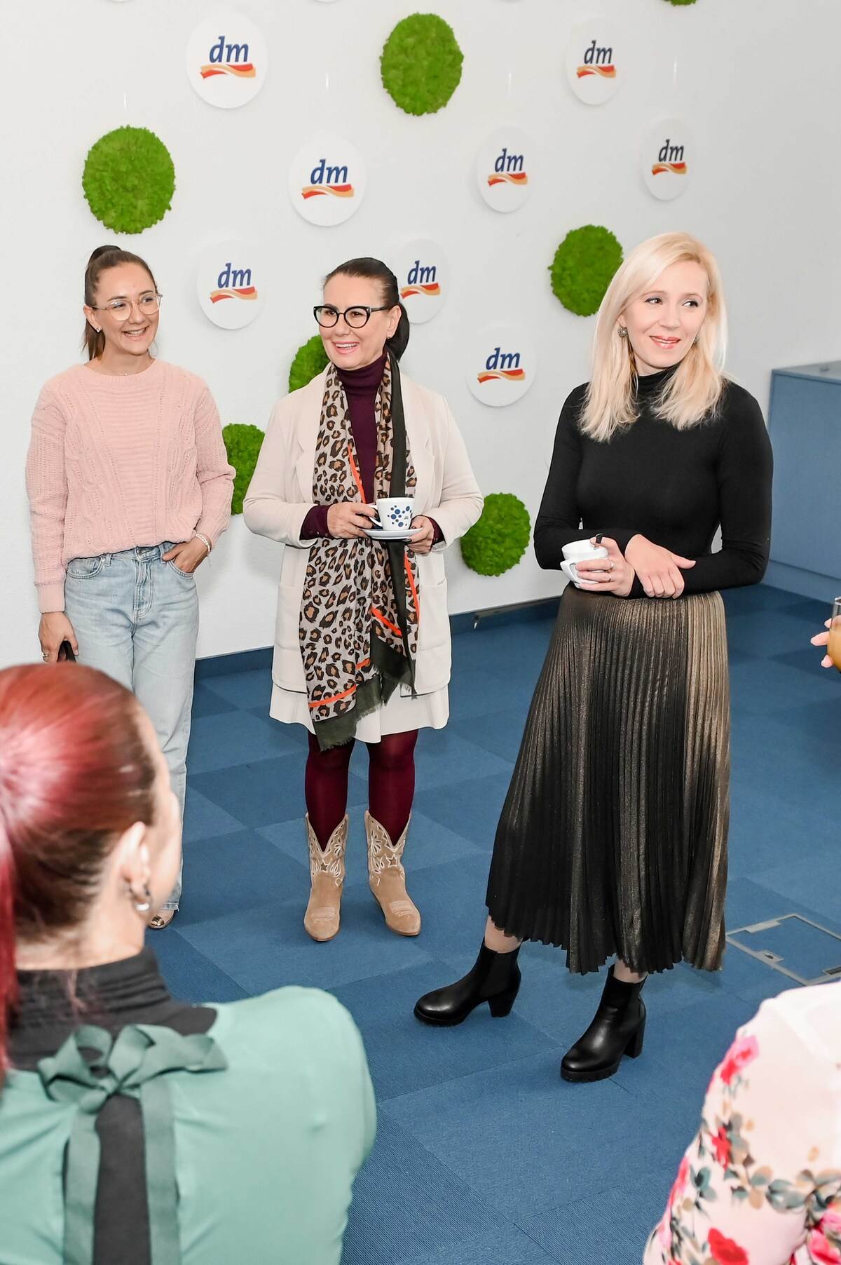 DM i P.I.N.K. Life_RG (2).jpg