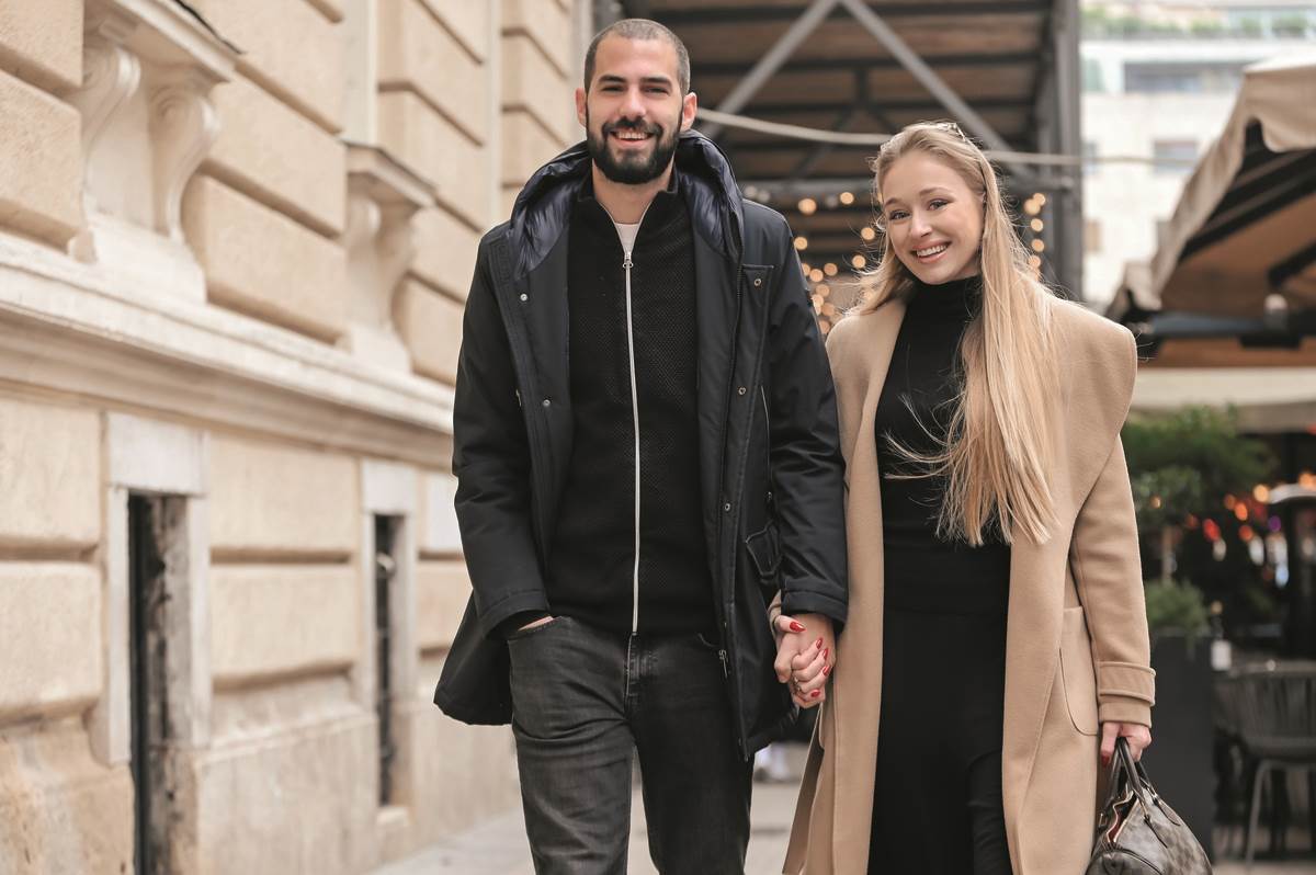 Vjenčao se domaći glumački par Domagoj Nižić i Lucija Helena Kajić