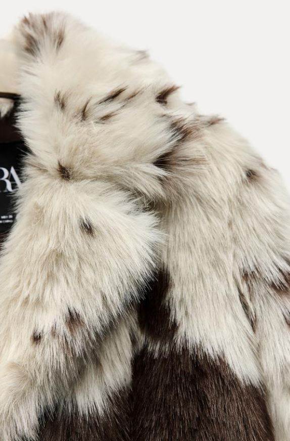 KAPUT OD UMJETNOG KRZNA SA ŽIVOTINJSKIM UZORKOM ZW COLLECTION/ZARA/ 149,00 EUR