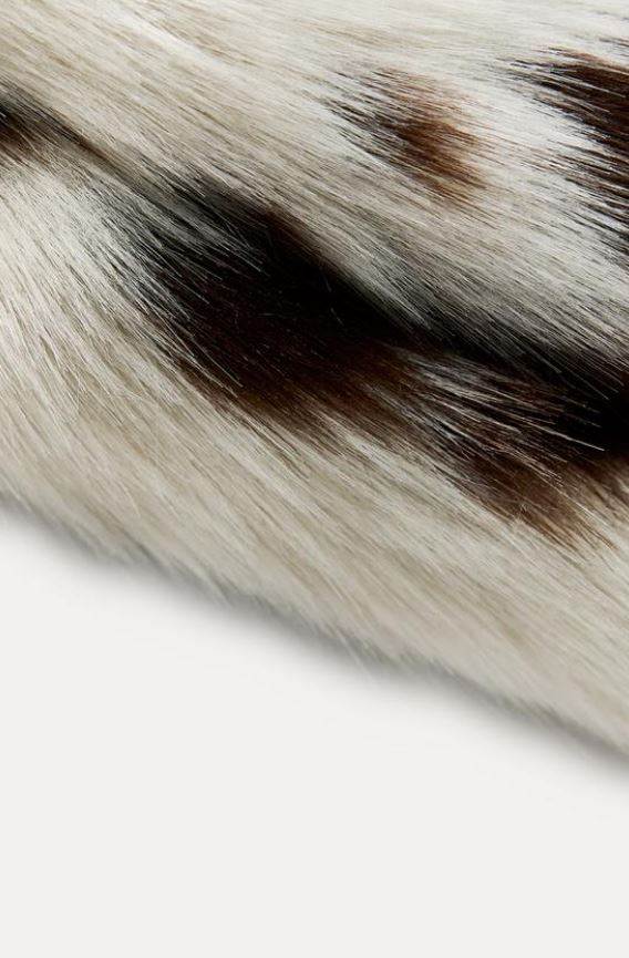 KAPUT OD UMJETNOG KRZNA SA ŽIVOTINJSKIM UZORKOM ZW COLLECTION/ZARA/ 149,00 EUR