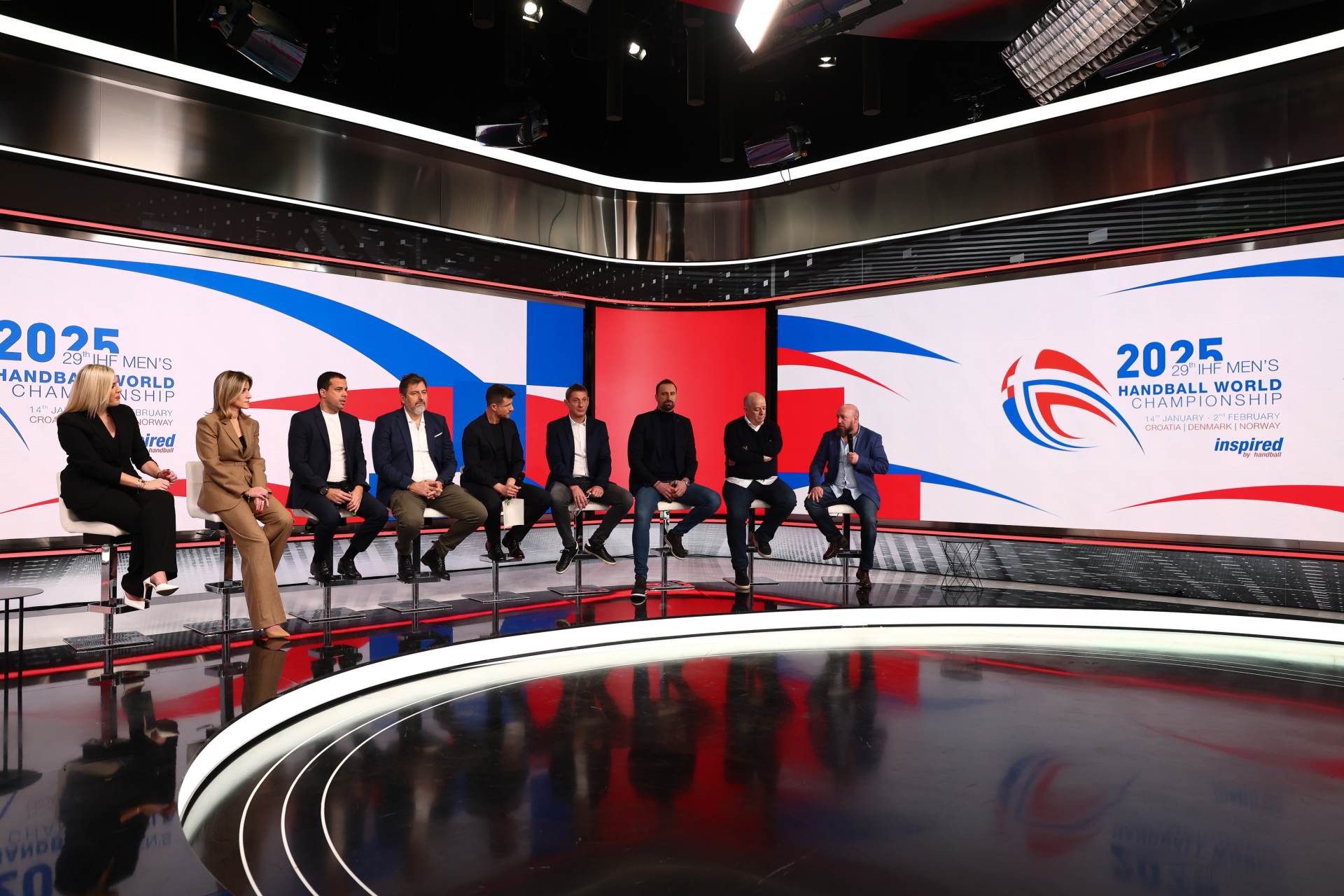 Maja Ostro Flis, Ines Goda Forjan, Filip Brkic, Vlado Sola, Marko Vargek, Mirza Dzomba, Igor Vori, Drago Cosic i Boro Tica.jpg
