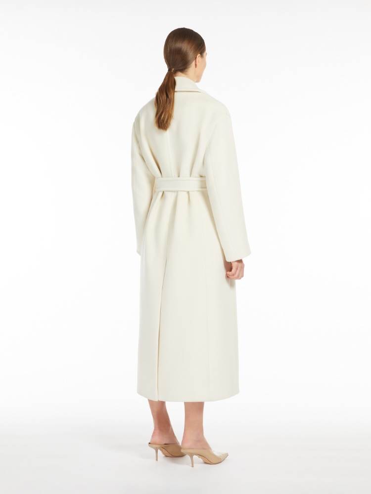 Alpaca, wool and cashmere wrap coat/ Max Mara/ 3175 eur