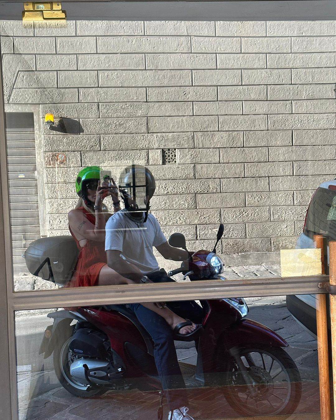 Karim Adeyemi i Loredana Zefi (1).jpg