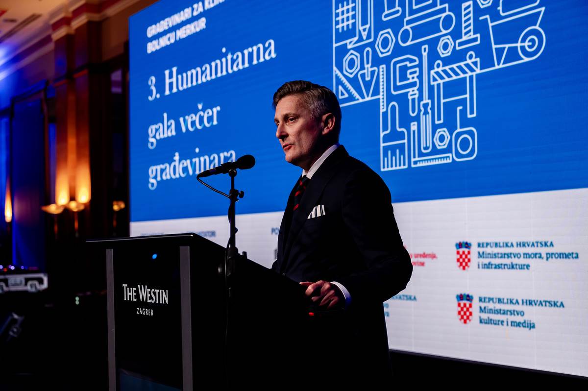 Ravnatelj KB Merkur Prof. dr.sc. Mario Starešinić dr. med.jpg