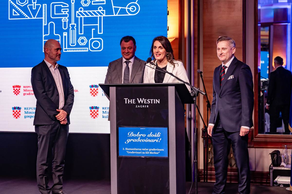 Tim KB Merkura doc.dr.sc. Danko Mikulić prof.dr.sc. Stipislav Jadrijević doc.dr.sc. Jadranka Pavičić Šarić i ravnatelj prof.dr.sc. Mario Starešinić.jpg