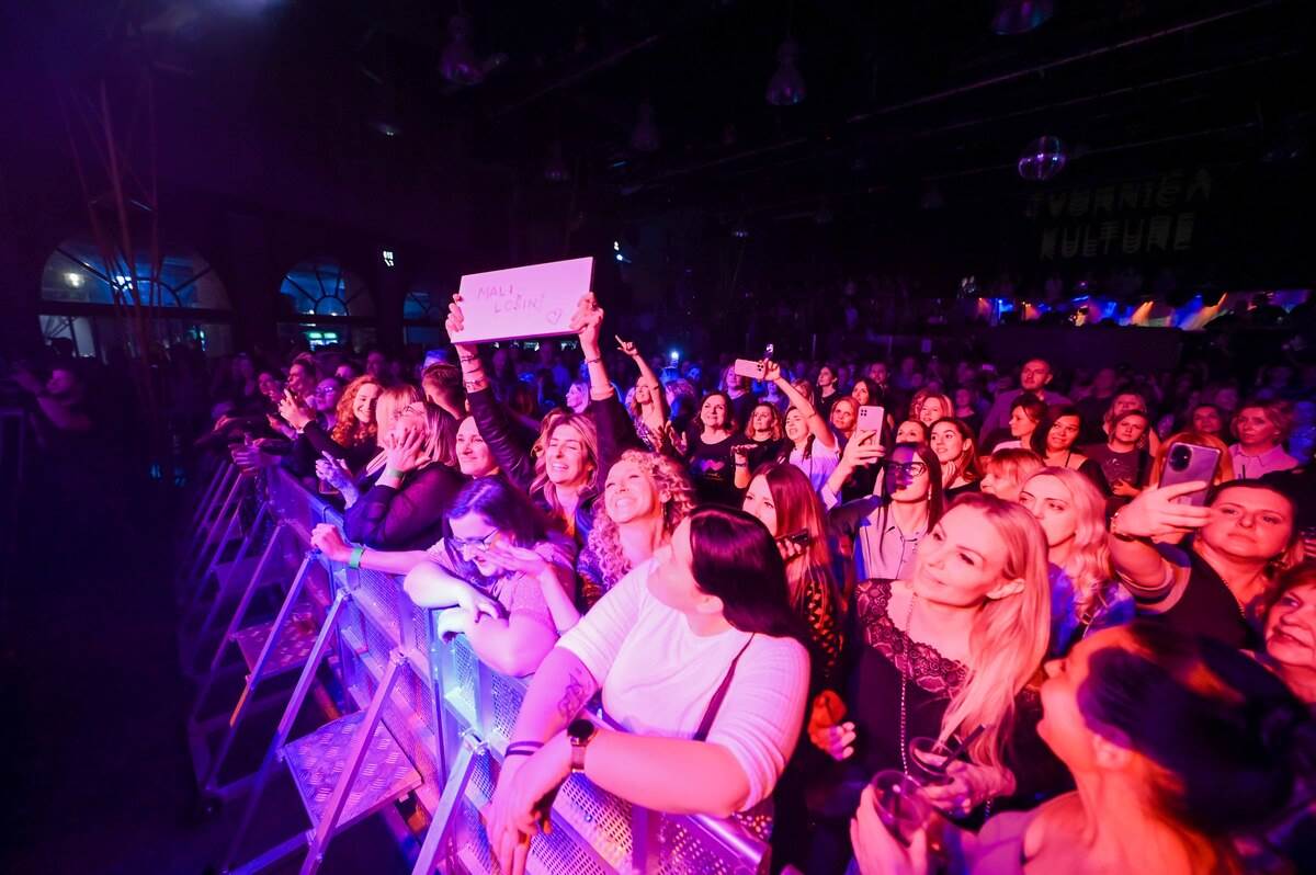 Sandi Cenov - Tvornica 65.jpg