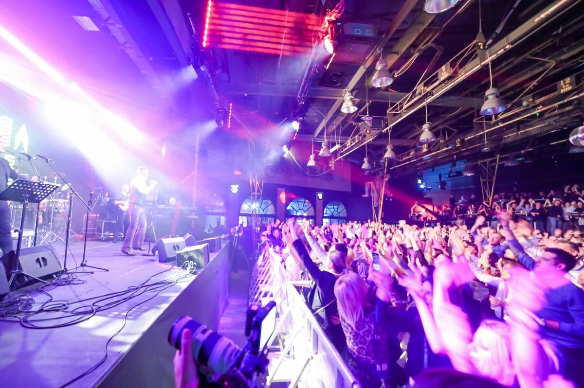 Sandi Cenov - Tvornica 68.jpg