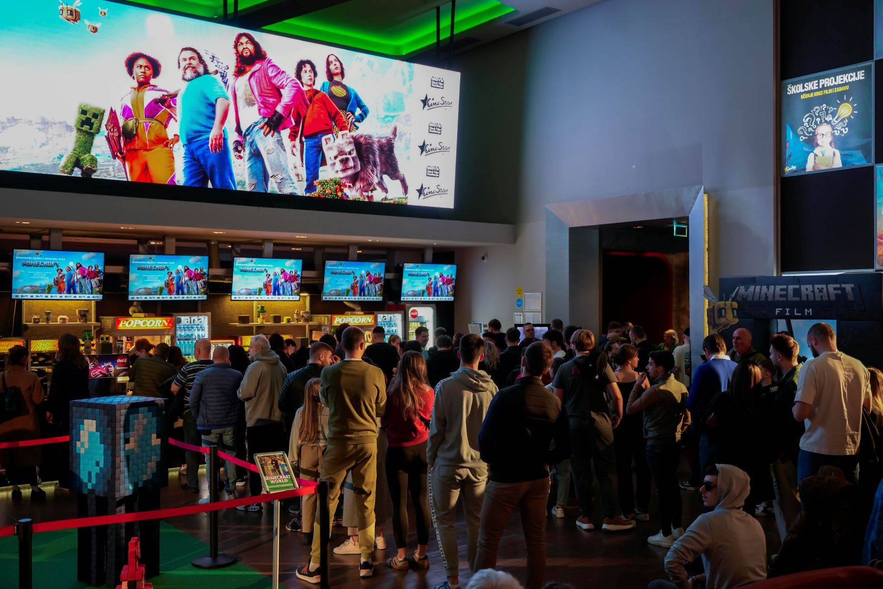 CINESTAR ARENA 3.jpg