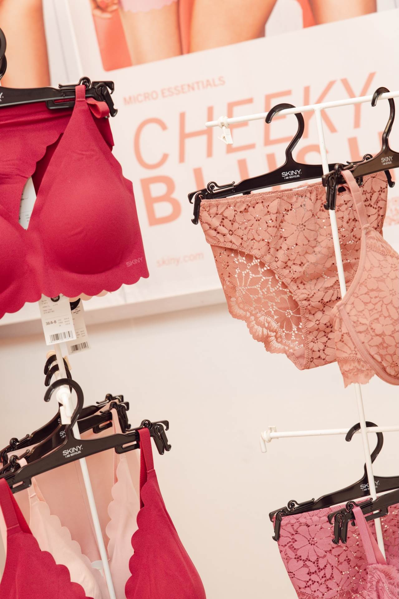 SKINY_Cheeky Blush_Event-16.jpg