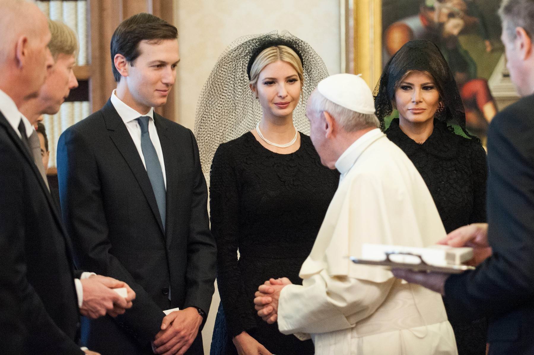melania trump, donald trump, ivanka trump, papa franjo