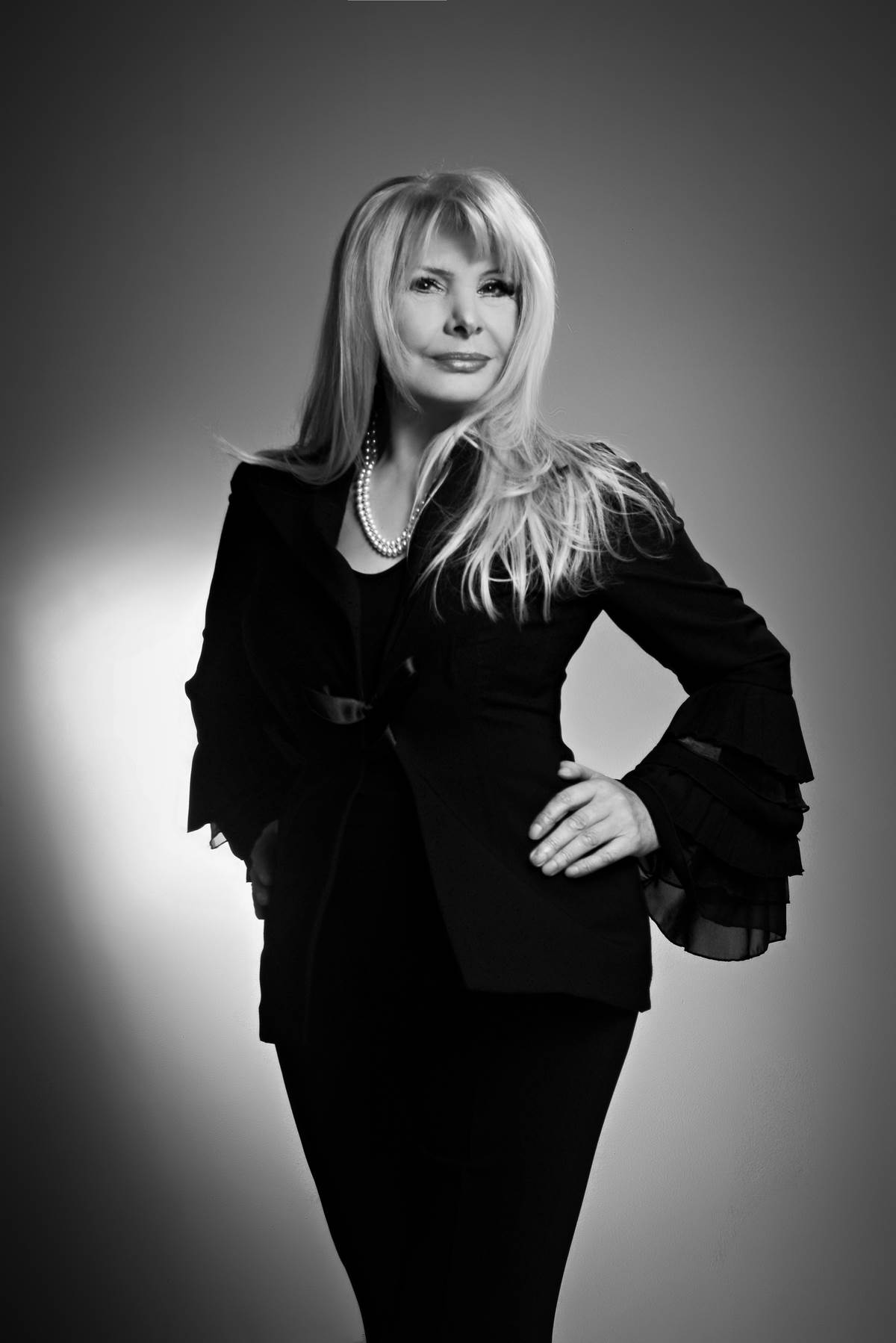 Hanka Paldum 2024-10-2.jpg