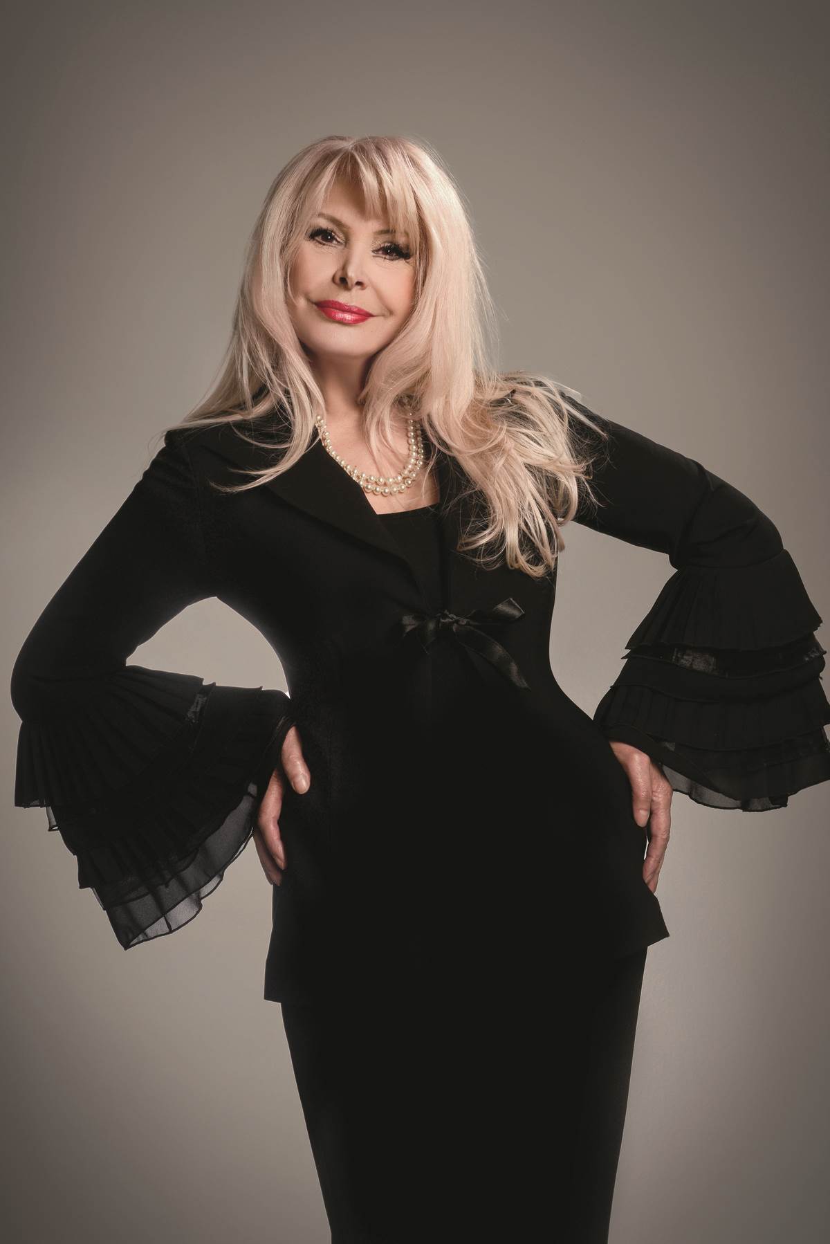 Hanka Paldum 2024-11.jpg